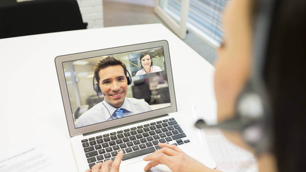 Simplified Skype for Business in Traditional Video Conferencing Environments