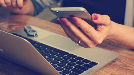 How Important Are Online Reviews to Businesses? Statistics to Know