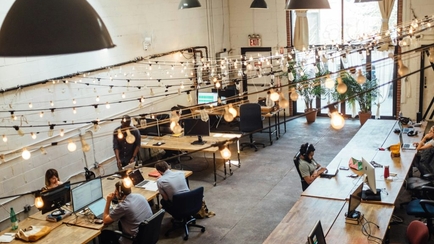 5 Innovative Ways to Celebrate Milestones in Modern Businesses