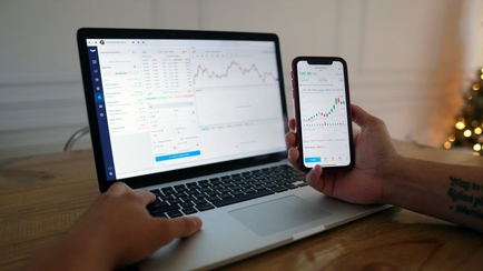 6 Investment Strategies for Thriving in Uncertain Markets