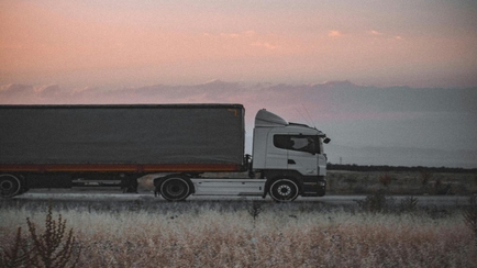 Choosing the Right GPS Fleet Tracker Provider for Enterprise-level Operations