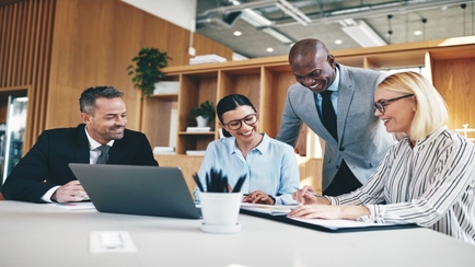 Best Data Lineage Software for Financial Services: 8 Platforms Every CDO Should Evaluate in 2026