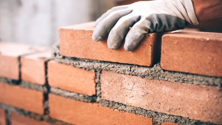 Construction Injuries in New York: Workers’ Rights, Workers’ Comp, and the Economic Ripple Effect
