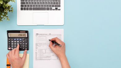 How to Choose the Right Accountant for Your Business - Post Thumbnail