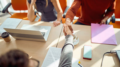 Phenom Study: First Benchmark of European 100 Uncovers Opportunities to Meet Job Candidates’ High Expectations - Post Thumbnail