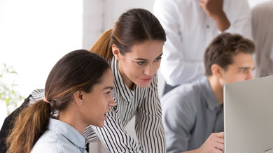 5 Reasons to Bring an Apprentice into Your Business - Post Thumbnail