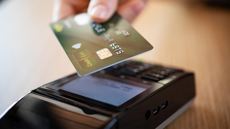 Post Thumbnail - Cash Crunch Pushes Libyans to Bank Cards Despite Hurdles